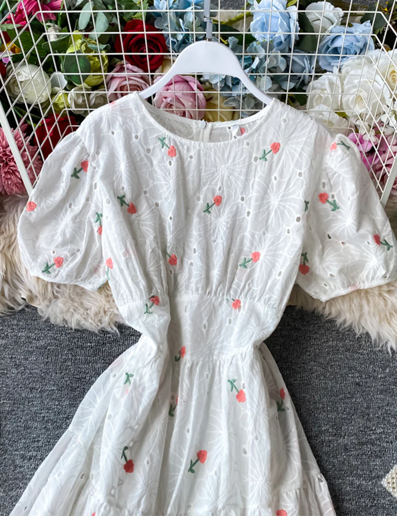 Cute loose white embroidery dress 056 - Image 4