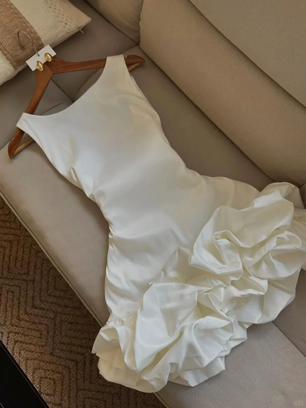 Cute White Sleeveless Satin Floral Skirt Homecoming Dress P3404 - Image 7