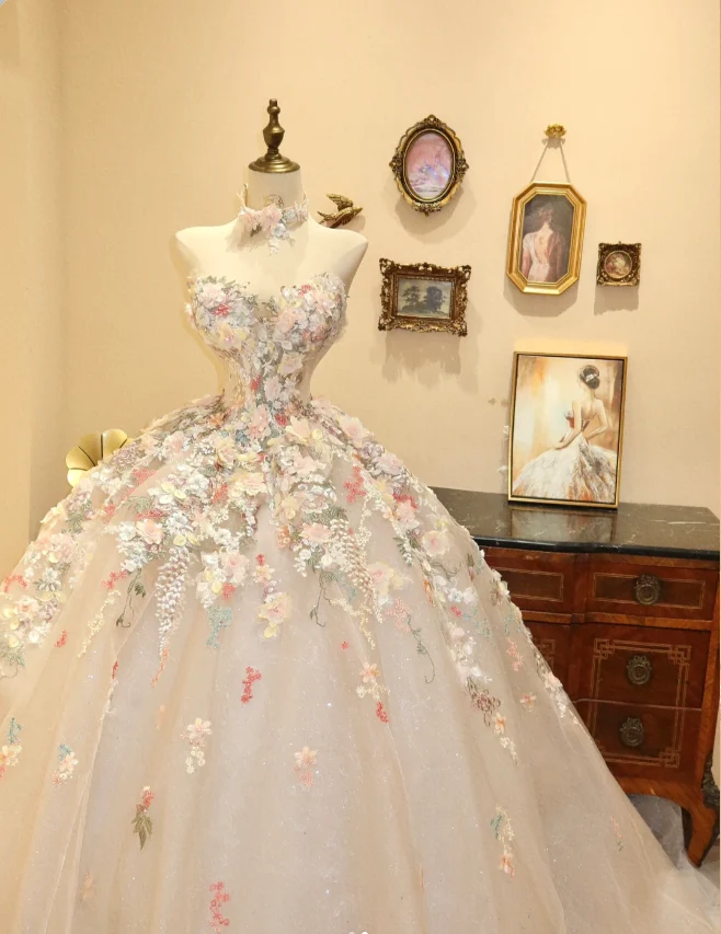 Dreamy White Heart-Shaped Collar Floral Tulle Princess A-Line Floor-Length Wedding Dress P2771 - Image 2