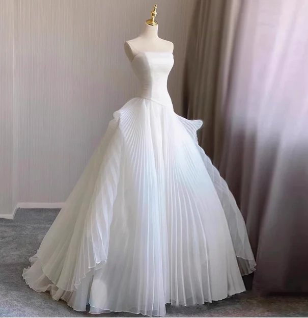 Elegant and simple tube top tulle A-line floor-length wedding dress P2720