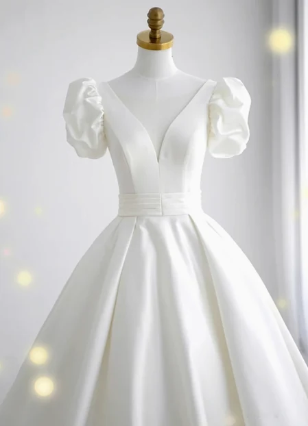 Elegant and simple white V-neck satin floor-length wedding dress P2643 - Image 2