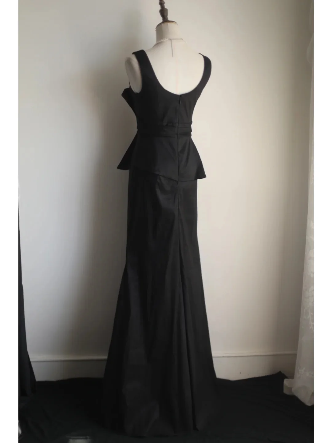 Elegant Black Pleated U-neck Mermaid Satin Long Prom Dress Evening Dress P4234 - Image 4