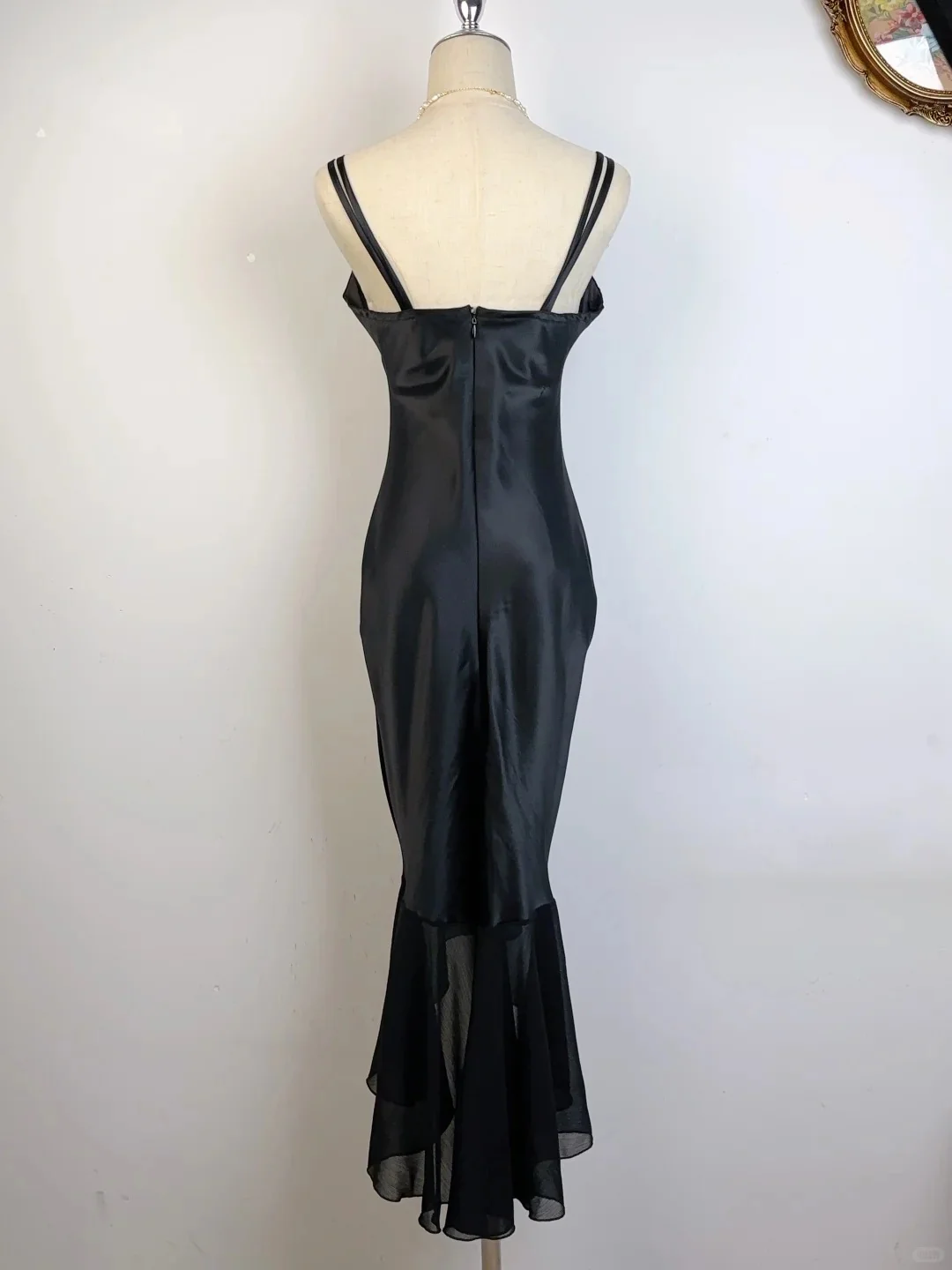 Elegant Black Strapless Satin Mermaid Homecoming Dress P3360 - Image 5