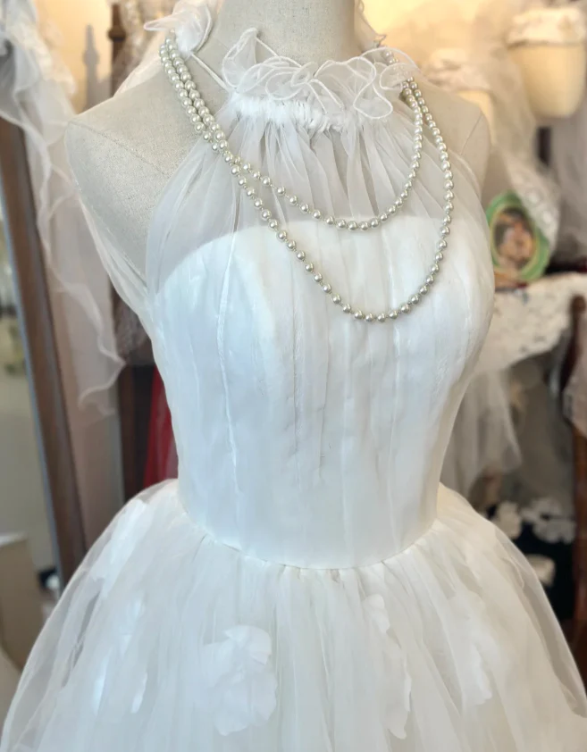 Elegant Halter Neck Floral Tulle A-Line Floor-Length Wedding Dress P2929 - Image 2