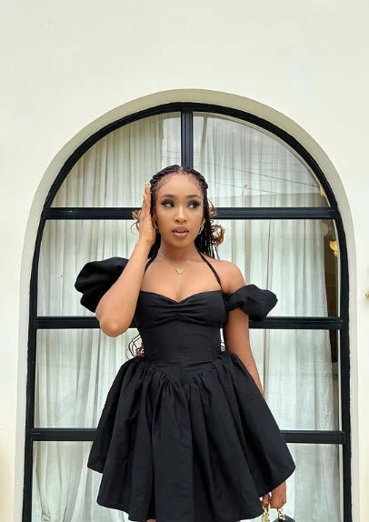 Elegant Halterneck Black Satin A-line Off-the-shoulder Birthday Dress Homecoming Dress P3779 - Image 4