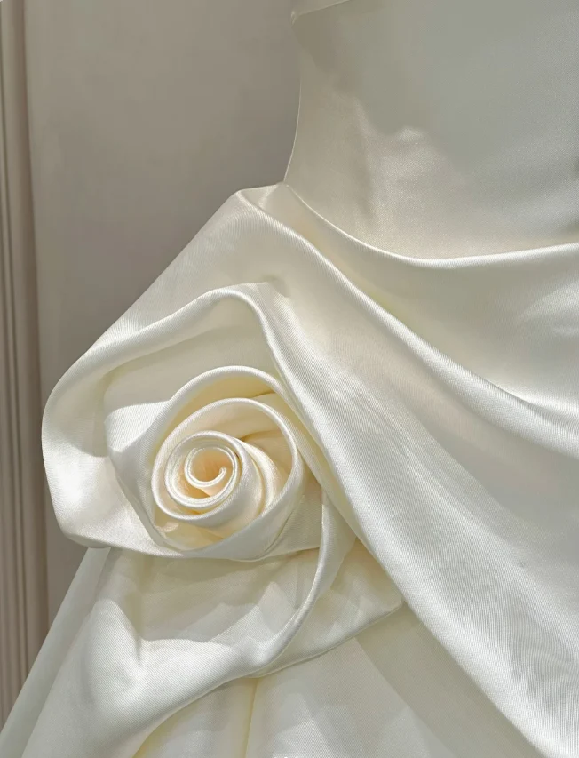 Elegant Ivory Strapless 3D Rose Train Satin Wedding Dress P4892 - Image 2