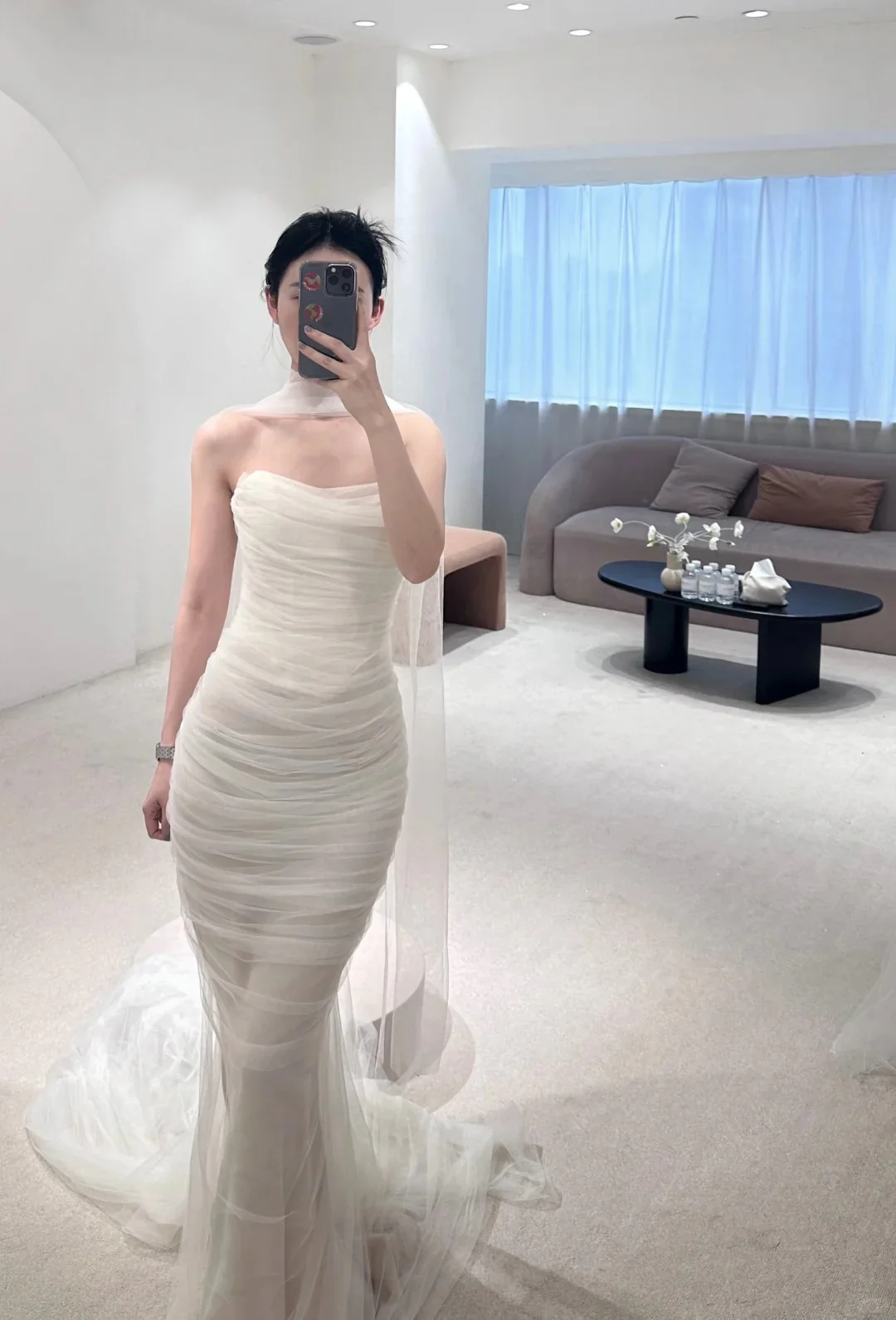 Elegant Layered Mesh Mermaid Train Wedding Dress P3085 - Image 2