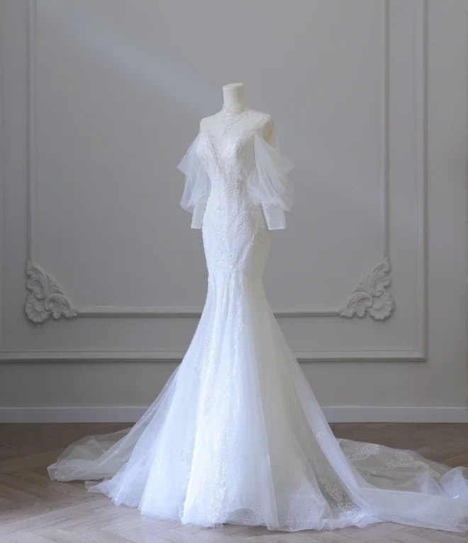 Elegant Mermaid Lace Beaded Tulle Wedding Dress P2584 - Image 2
