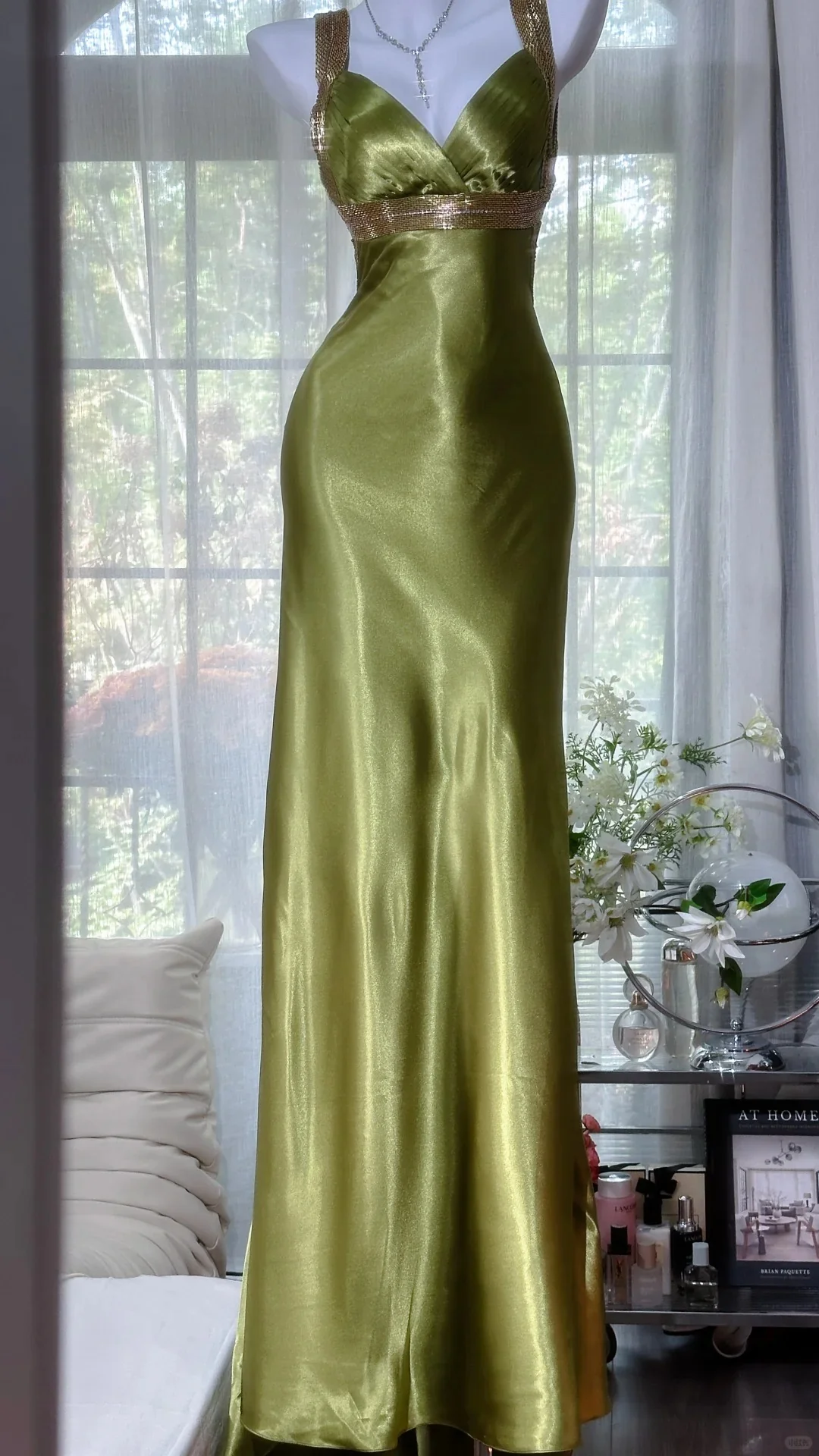 Elegant Olive-green Mermaid V-neck Backless Satin Long Prom Dress Evening Dress P4033 - Image 4