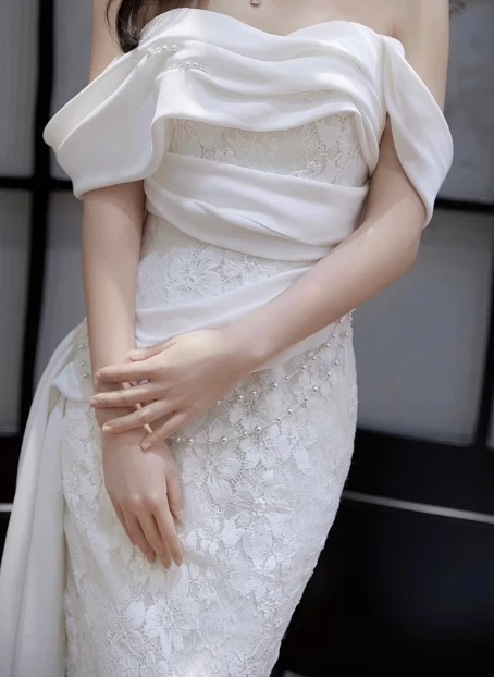 Elegant One Shoulder Mermaid Lace Wedding Dress P2750 - Image 2