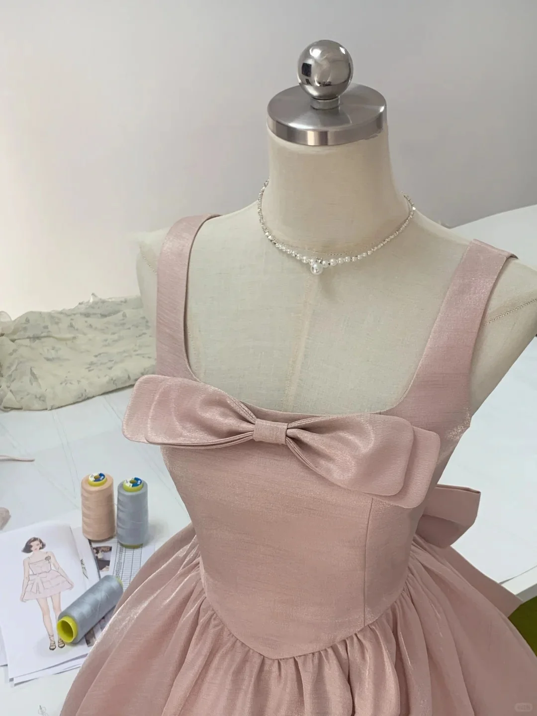 Elegant Pink Bow Satin A-Line Sleeveless Homecoming Dress P3170 - Image 2
