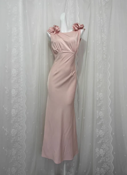 Elegant Pink Sleeveless 3D Floral Crew Neck Satin Long Prom Dress Evening Dress P4676