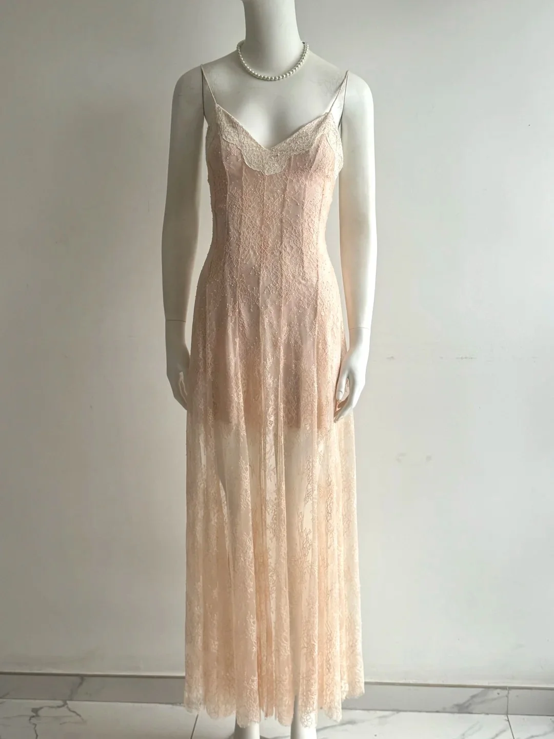 Elegant Pink V-Neck Spaghetti Strap Lace Long Prom Dress Evening Dress P4852
