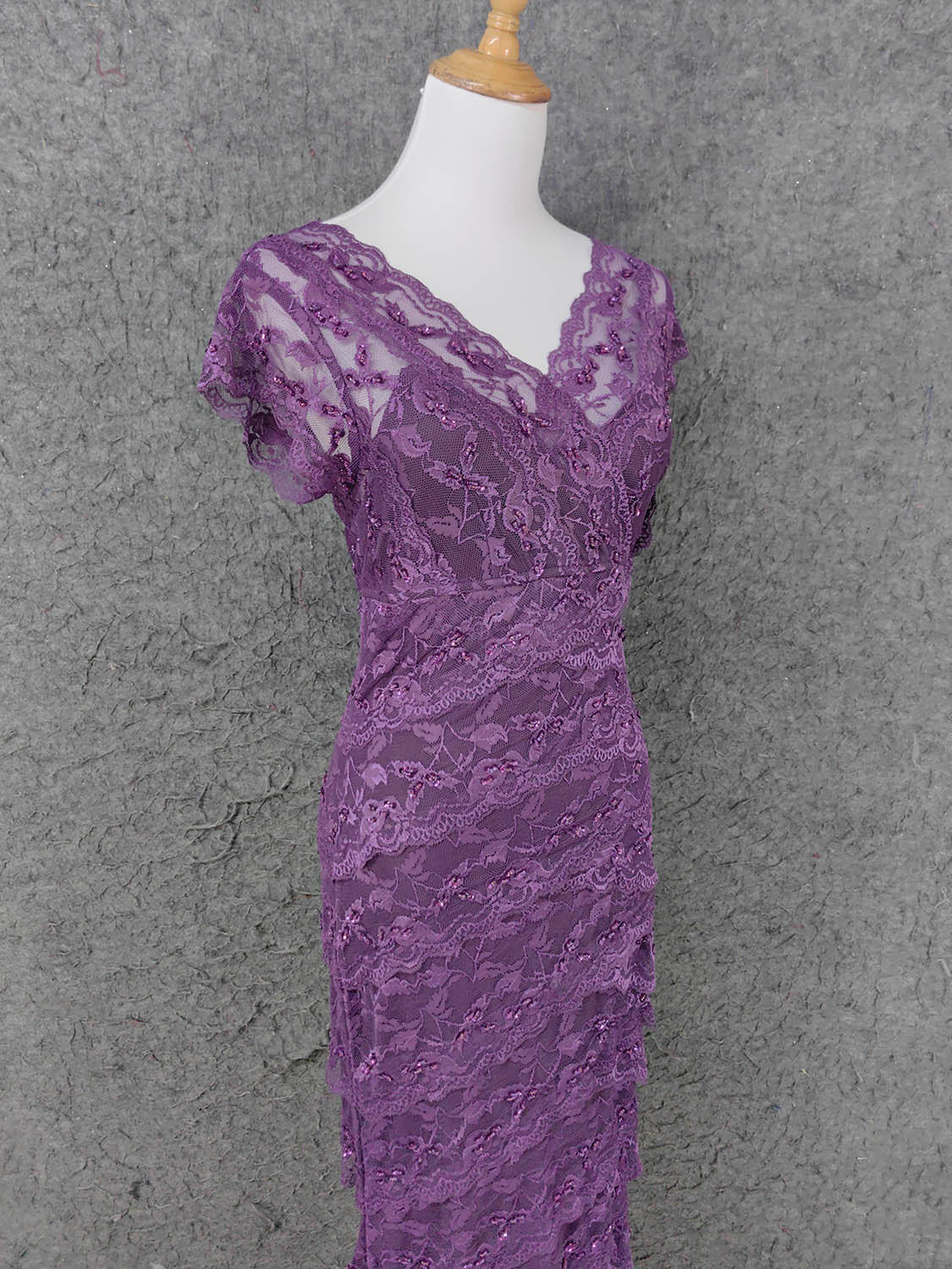 Elegant Purple V-Neck Lace Long Prom Dress Evening Dress P4643 - Image 5