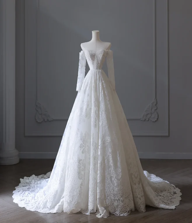 Elegant White Lace Long Sleeve Off-Shoulder A-Line Wedding Dress P2551
