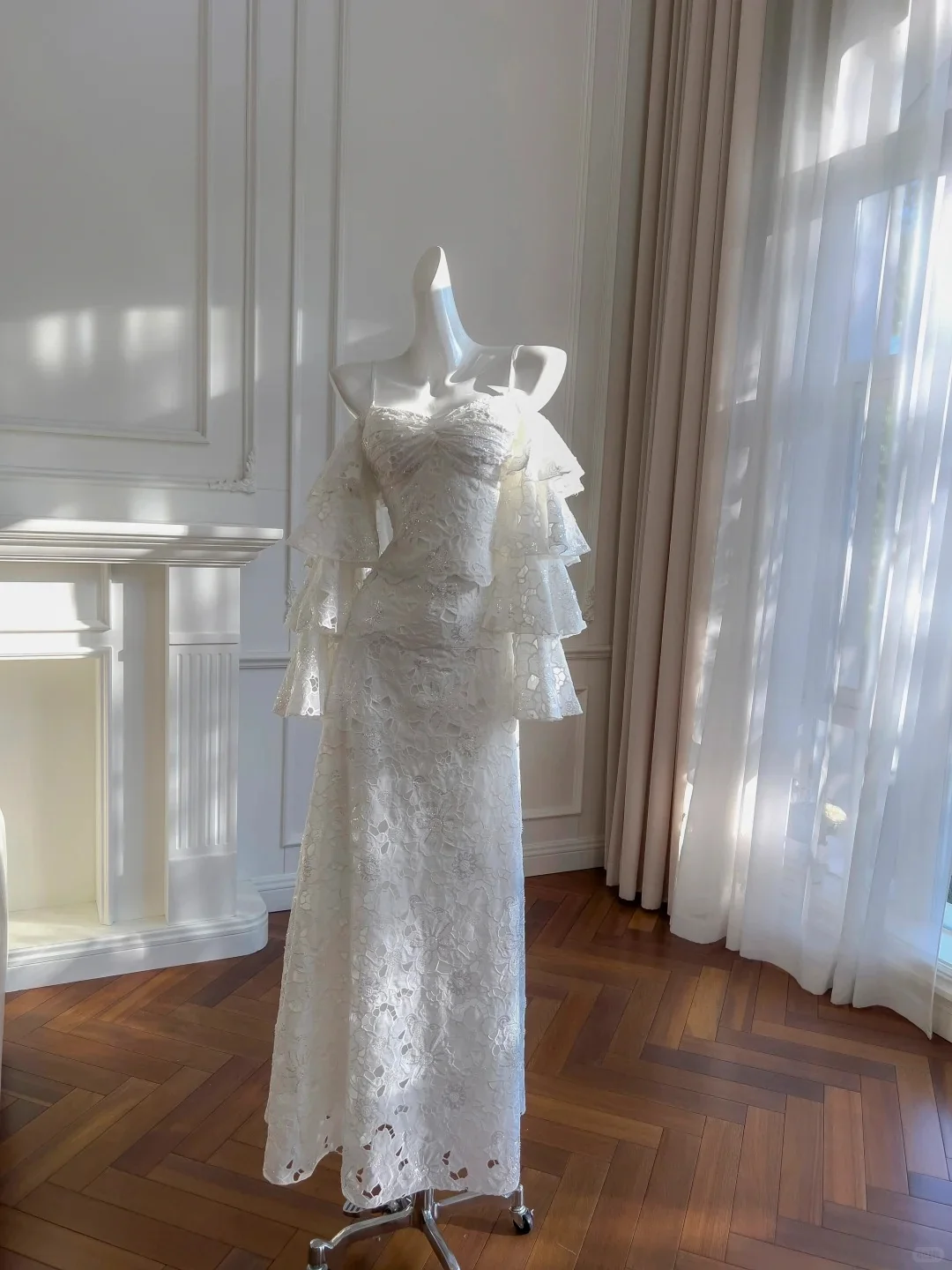 Elegant White Mermaid Strapless Off-the-shoulder Lace Long Prom Dress Evening Dress P4051 - Image 2