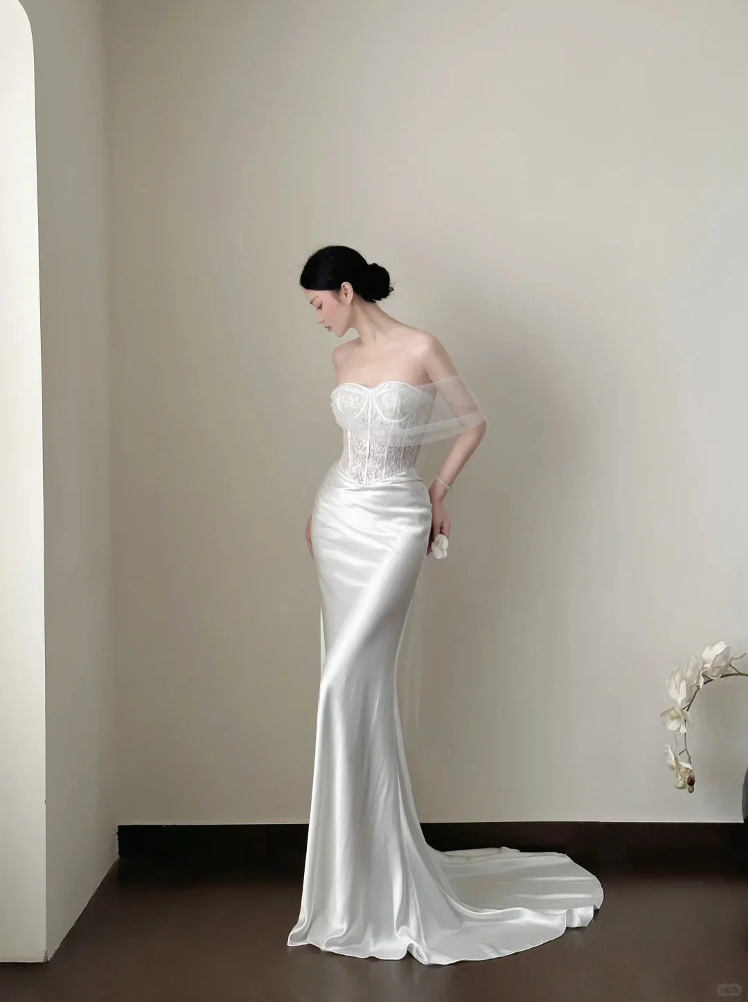 Elegant White Mermaid Sweetheart Neckline Lace Satin Long Wedding Dress P4021 - Image 5