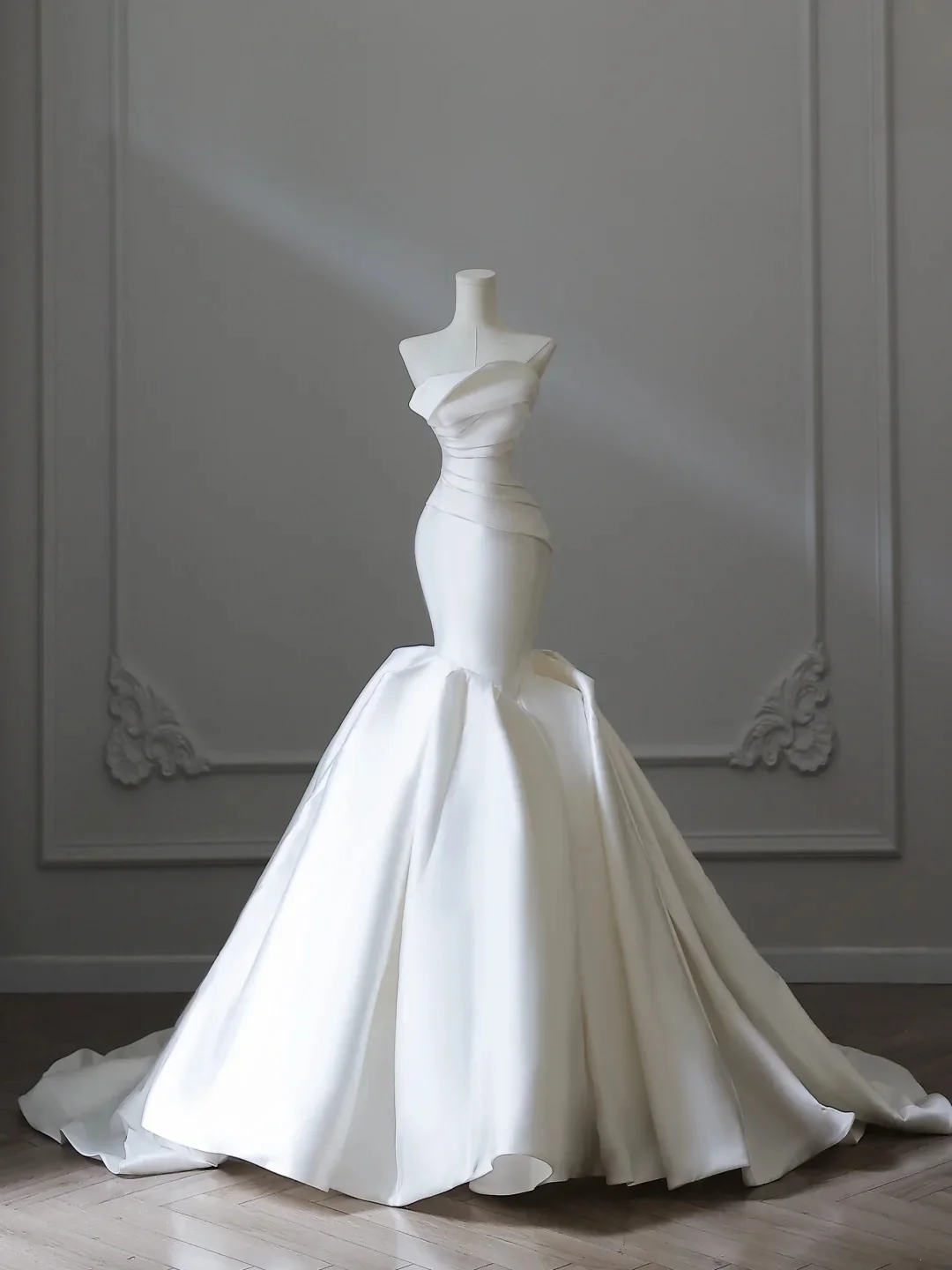Elegant White Strapless Satin Mermaid Simple Wedding Dress P2543 - Image 2
