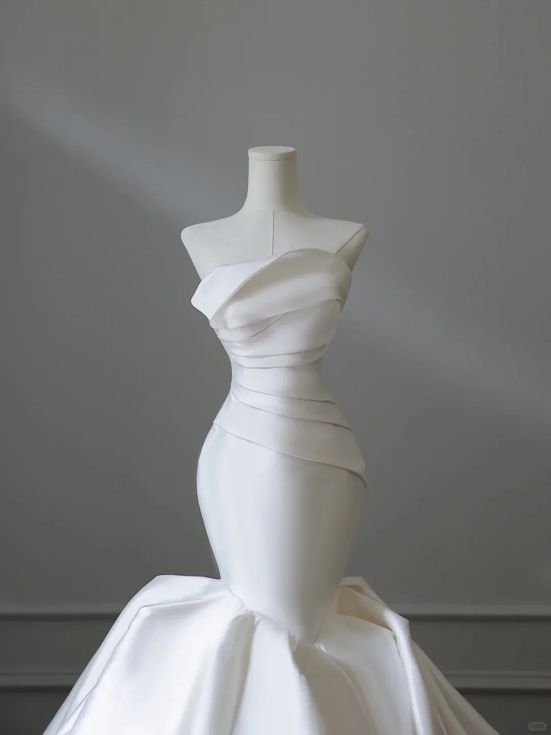 Elegant White Strapless Satin Mermaid Simple Wedding Dress P2543 - Image 3