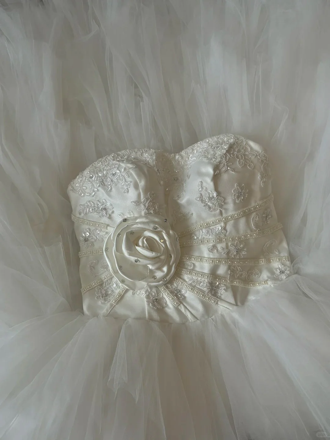 Elegant White Sweetheart Neck Layered Tulle Cake Princess Floor-Length Wedding Dress P2944 - Image 6