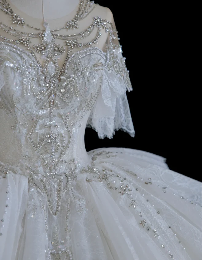 French Palace Lace Beaded Princess Floor-Length Wedding Dress P2884 - Image 2