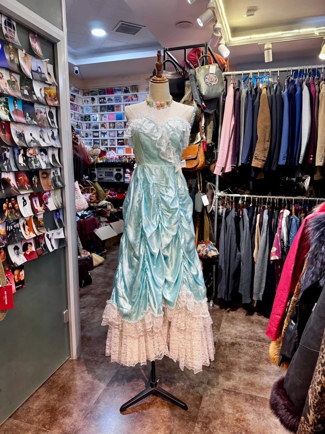 French Retro Mint Green A-line Strapless Lace Ruffle Satin Long Prom Dress Evening Dress P4139 - Image 2