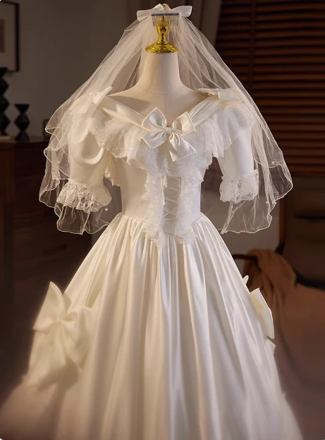 French Retro Short Sleeve Bow Satin Lace Wedding Dress P2623 - Image 2