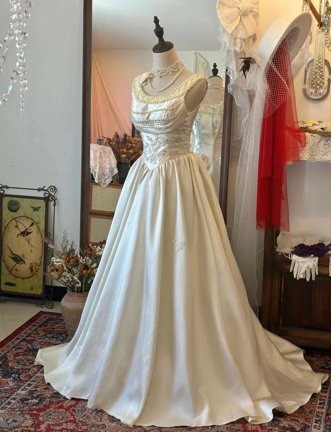 French Retro Shoulder Bow Beaded Thick Satin Wedding Dress P2949 - Image 3
