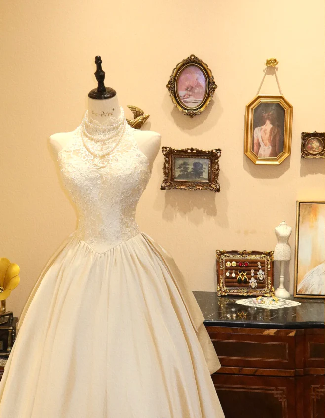 French Retro White Lace Off-shoulder Satin A-line Wedding Dress P2773 - Image 2