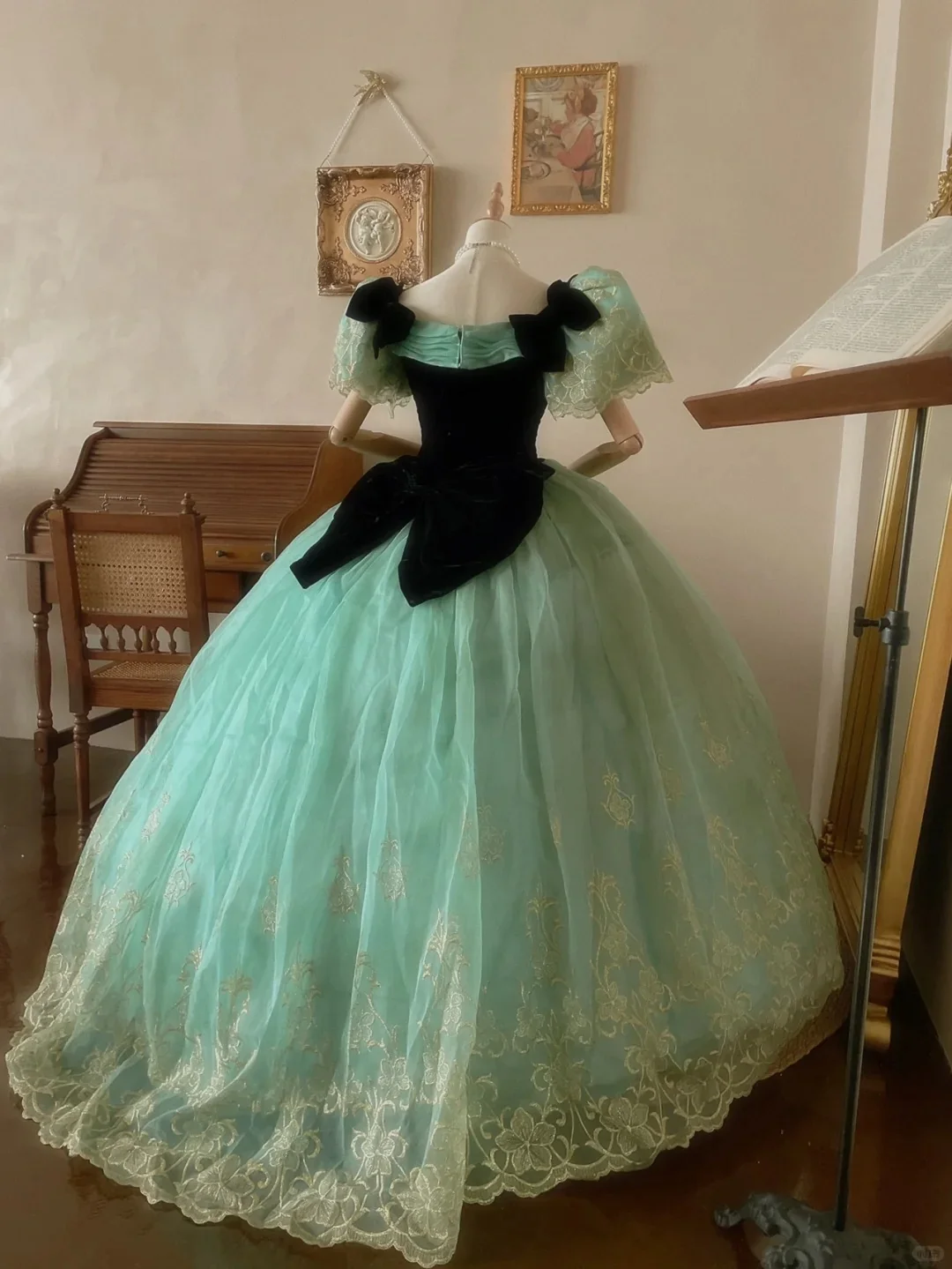 Fresh aqua velvet with one-shoulder tulle braided lace puffy skirt wedding dress P3072 - Image 2