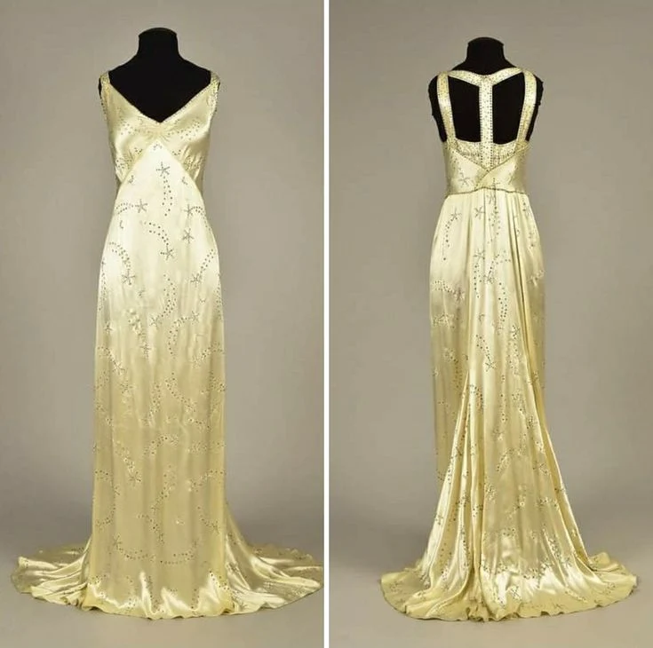 Modest A Line V Neckline Yellow Satin Beads Long Party Dress Prom Dresses P2341 - Image 4