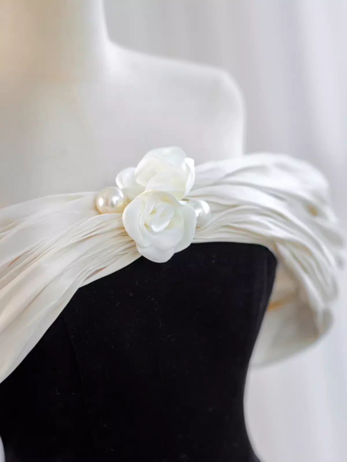 Pretty Ball Gown Off The Shoulder Black Velvet Evening Party Dress Prom Dresses With Flower PD0043 - Image 3