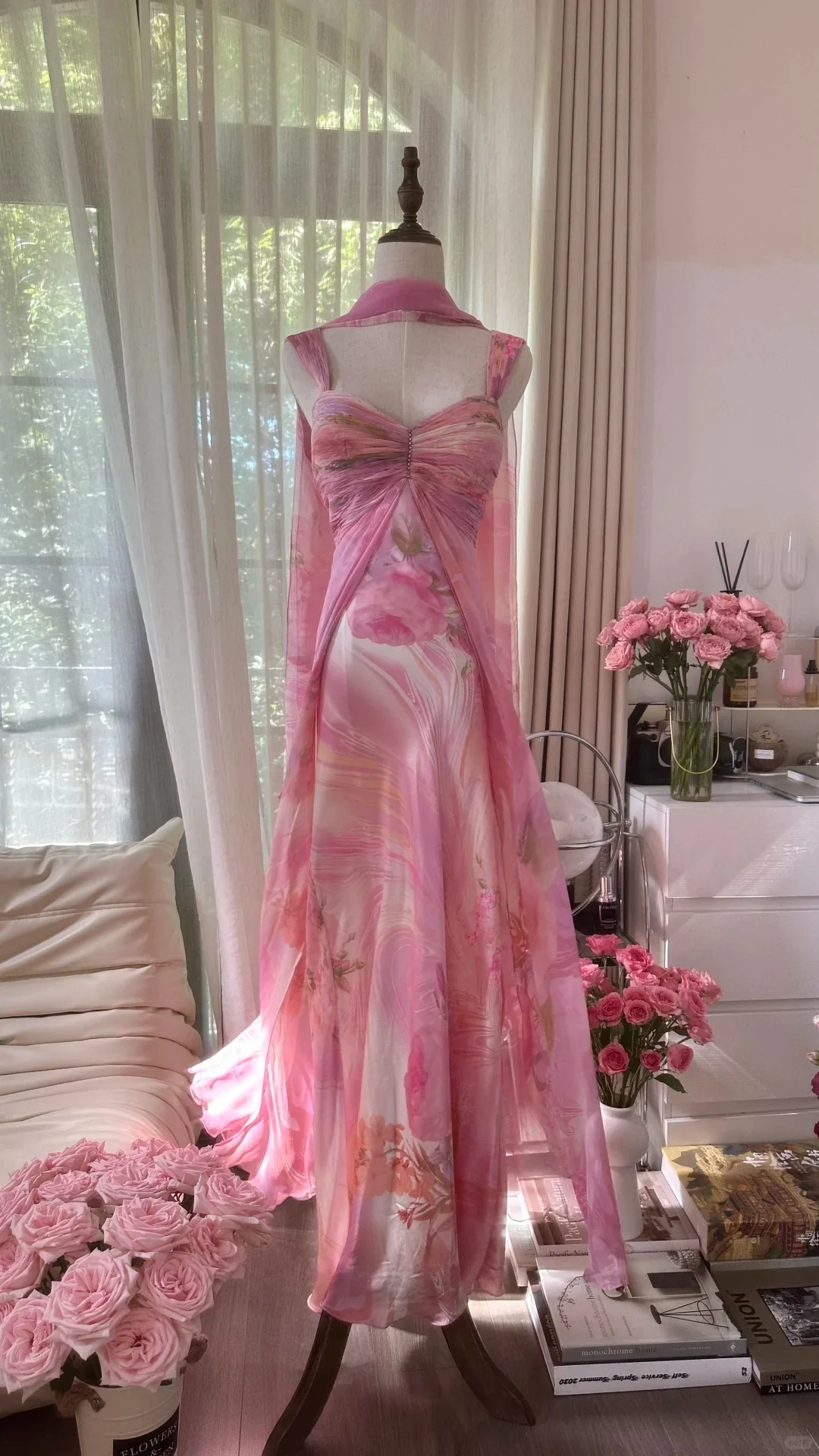Pretty Pink Chiffon Print Long Flowing Prom Dress P3354 - Image 3