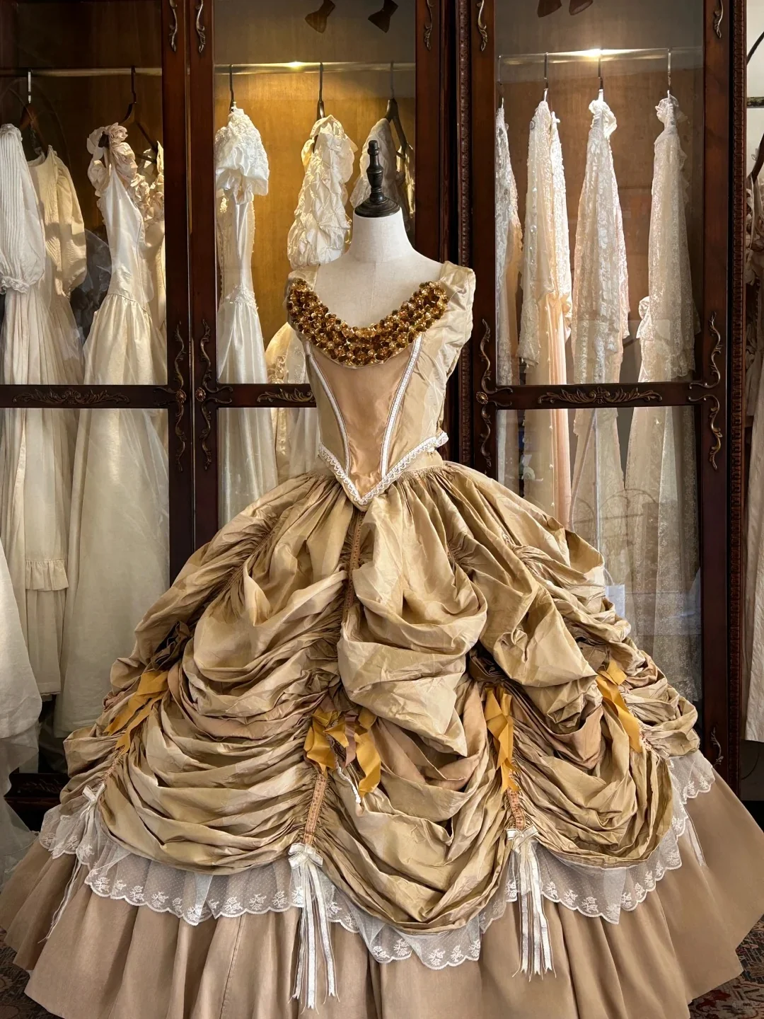 Princess Gold Rose Herringbone Waist Beaded Pleated Skirt Wedding Dress P3060 - Image 4