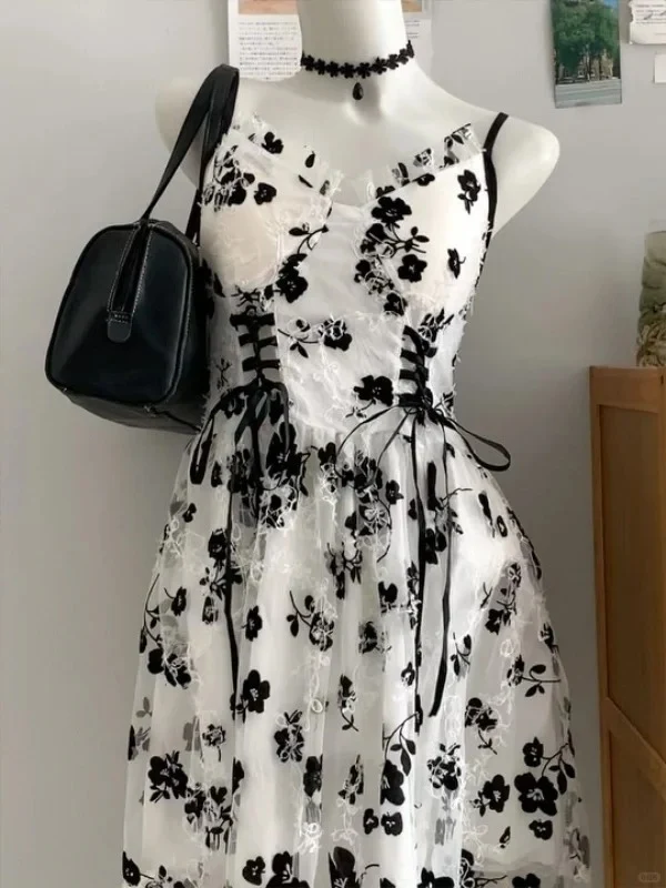 Princess Spaghetti Strap Sweetheart Neck Lace Black Floral A-Line Homecoming Dress P3414 - Image 6