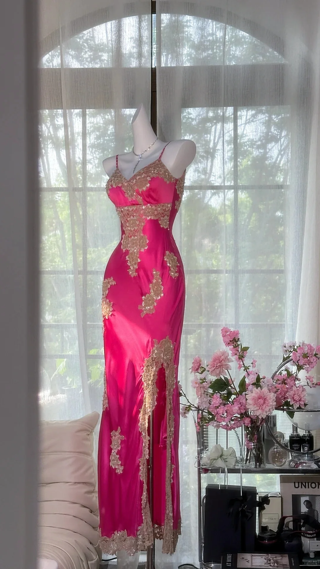 Retro Barbie Pink Lace and Satin Slit Mermaid Evening Dress Prom Dress P3258 - Image 3