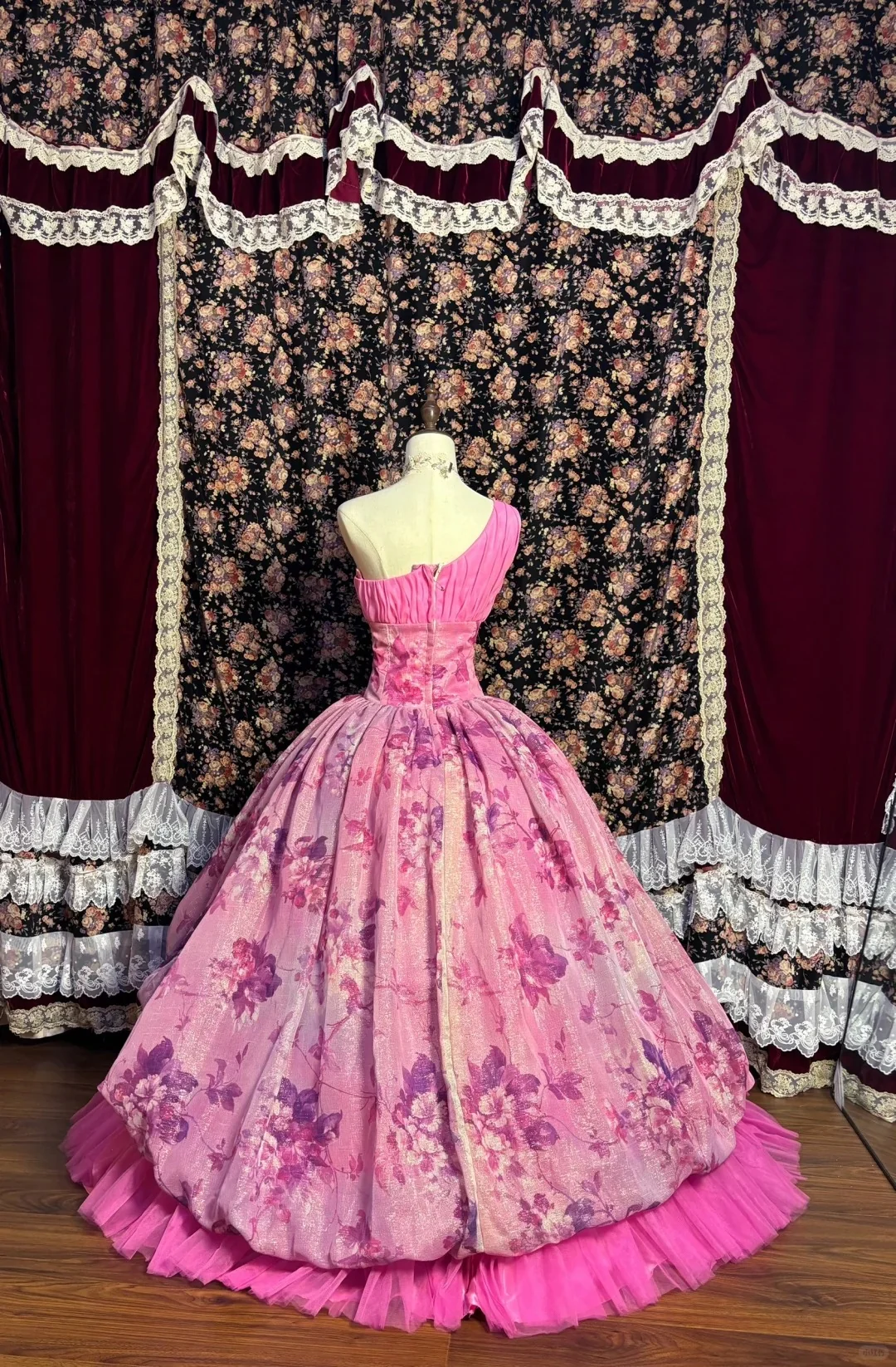 Retro Pink One Shoulder Flower Bud Cake Print Floor-Length Wedding Dress P3023 - Image 2