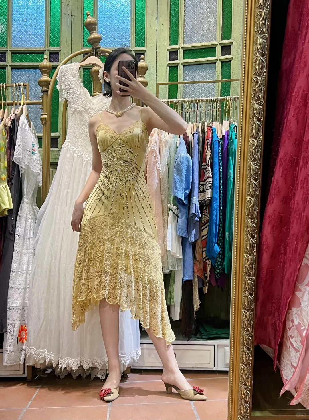 Retro Yellow Irregular Deep V Halter Lace Satin Prom Dress Evening Dress P4121 - Image 2