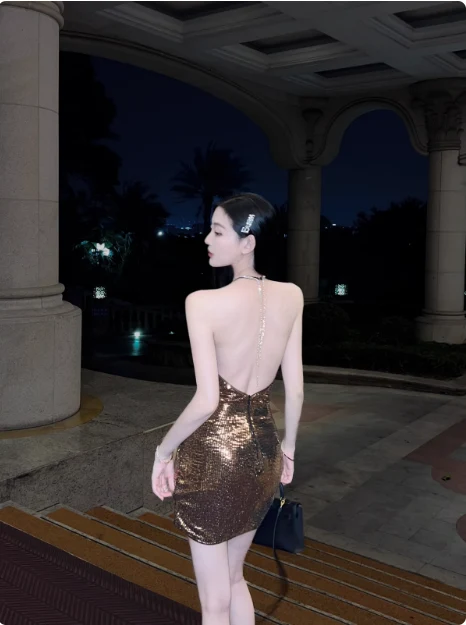 Sexy Halterneck Hip-hugging Sparkly Backless Homecoming Dress P3718 - Image 4