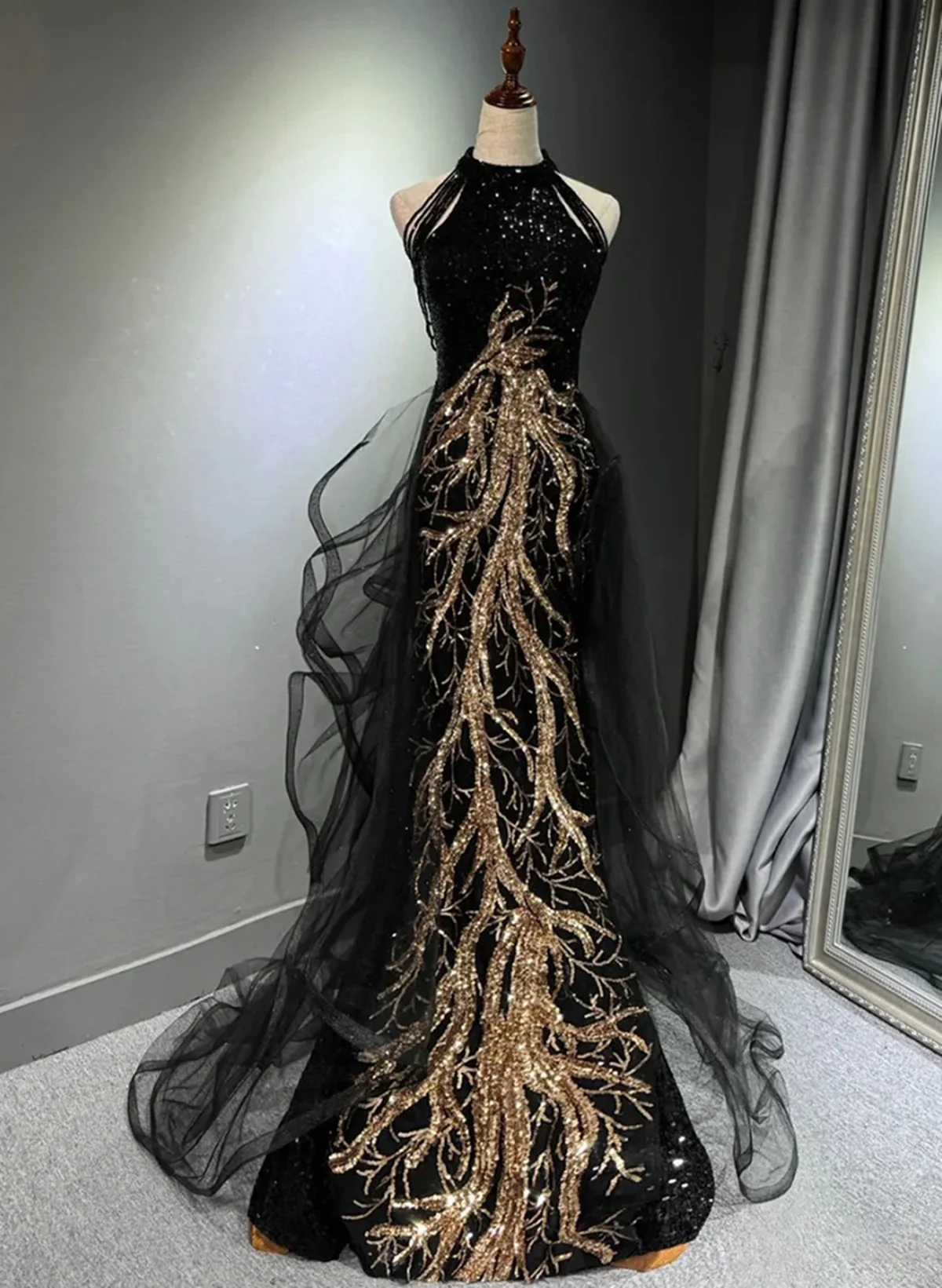 Sexy Mermaid Scoop Neckline Black Sequin Floor Length Prom Dresses P2401 - Image 2