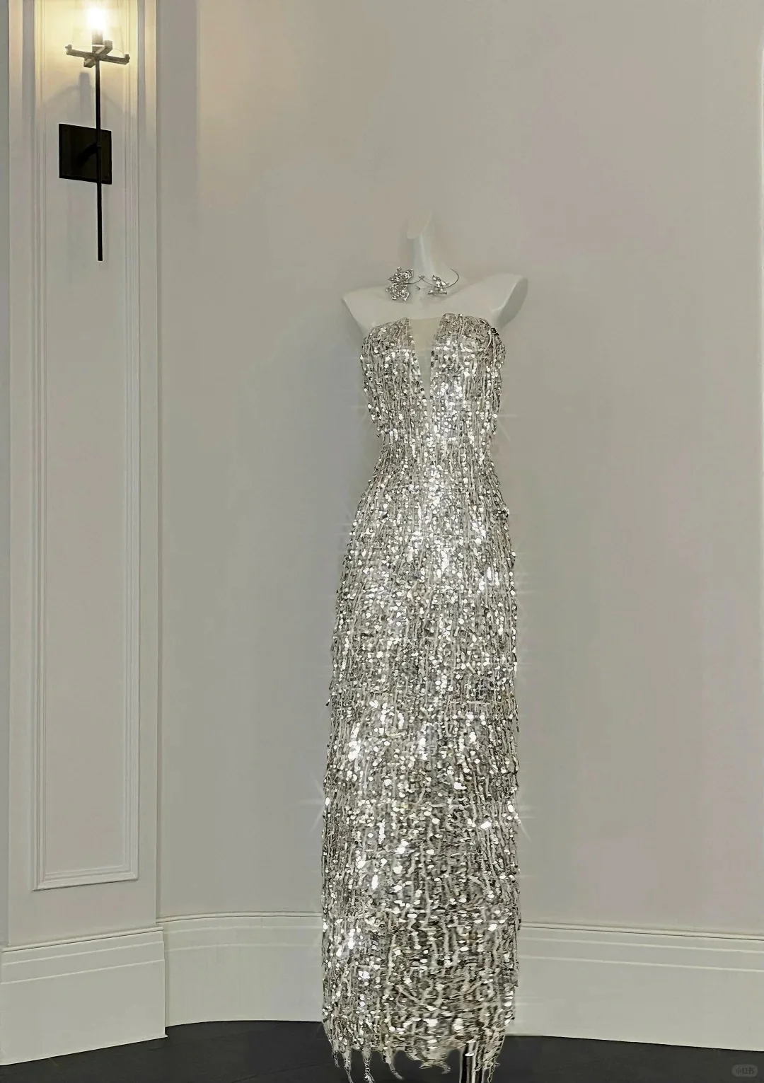 Shining Silver-White Slim-Fit Tube Top Sequined Tassel Long Prom Dress Evening Dress P4095 - Image 2