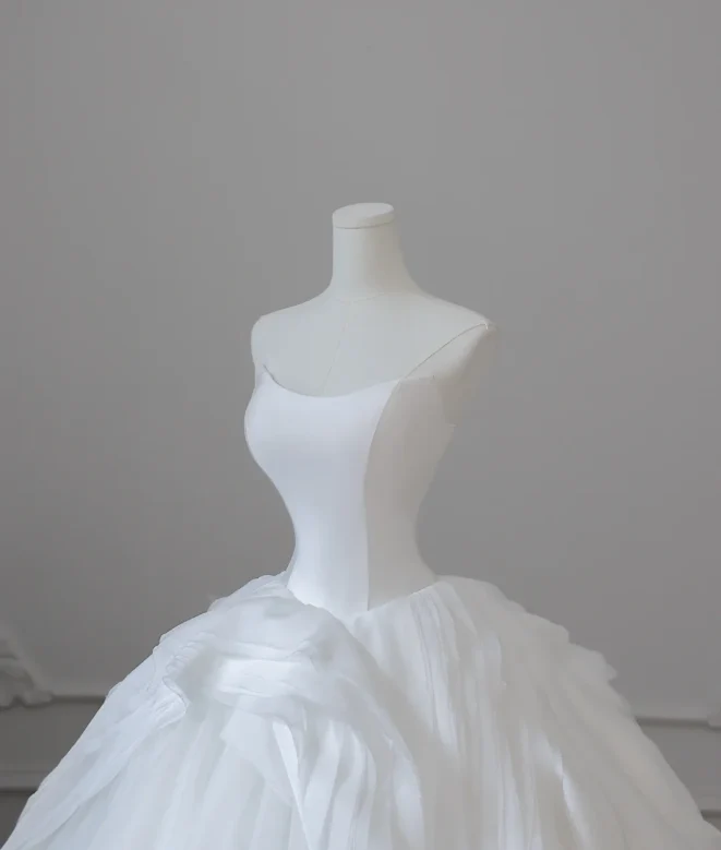 Simple and dreamy strapless A-line tulle wedding dress P2615 - Image 4