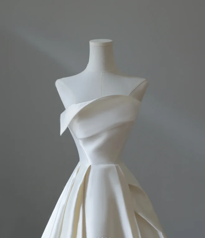 Simple and Elegant White Satin A-Line Wedding Dress P2571 - Image 3