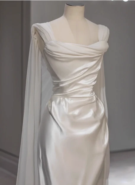 Simple and elegant white satin floor-length wedding dress P2649 - Image 2
