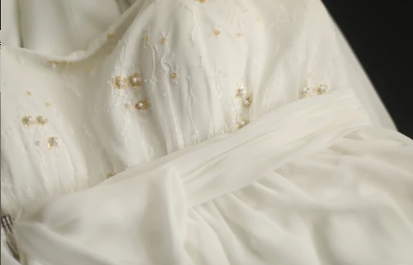 Simple halterneck Roman chiffon flowing wedding dress P2809 - Image 5