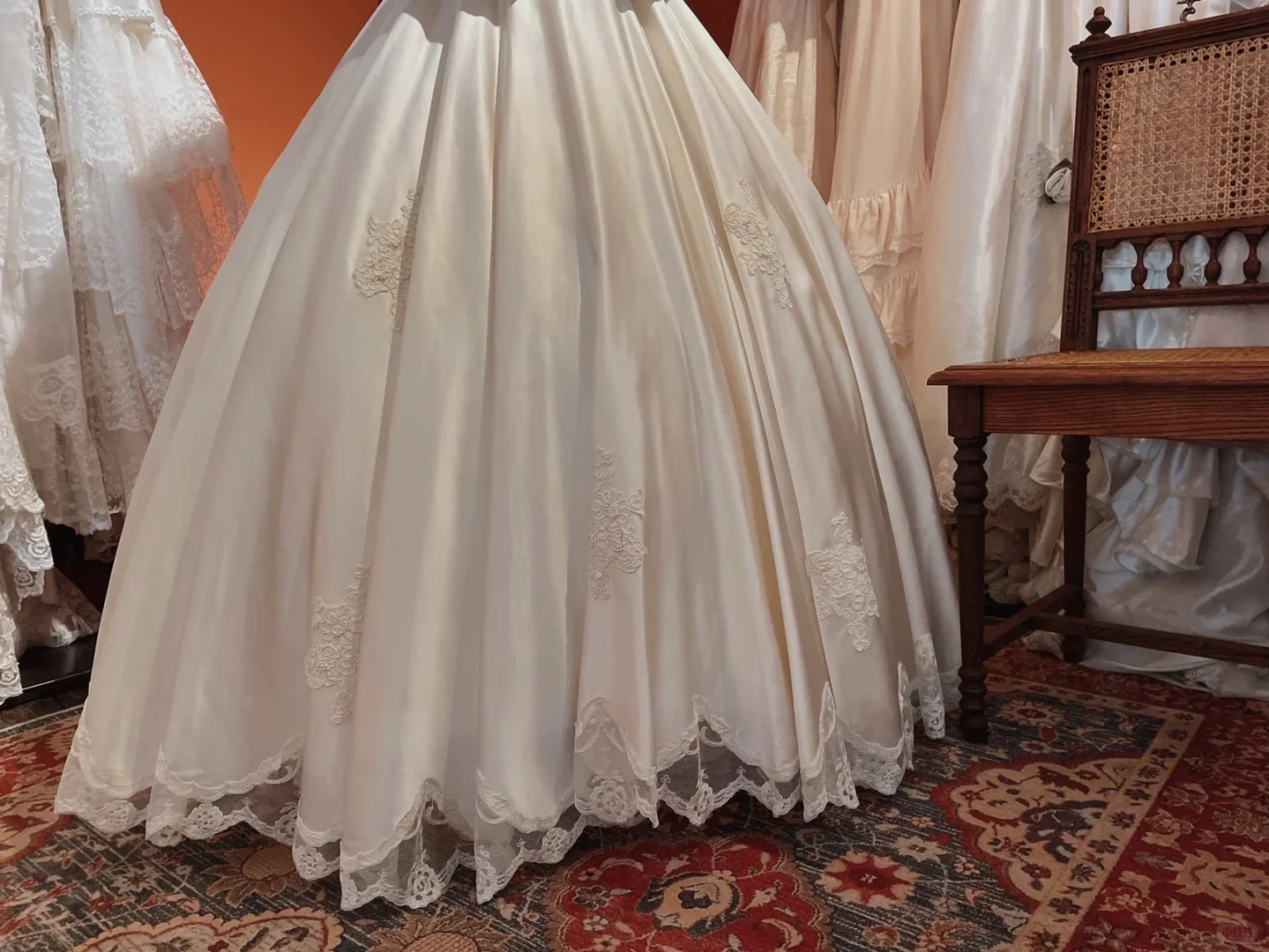 Simple One Shoulder Butterfly Sleeve Satin Lace Hem Wedding Dress P3082 - Image 3