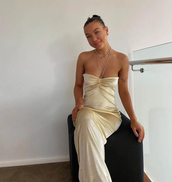 Simple Sheath Halter Champagne Long Prom Dresses P1796 - Image 3