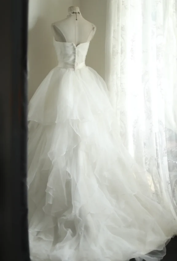 Simple Sweetheart Neckline Ruffled Tulle A-Line Wedding Dress P2811 - Image 2