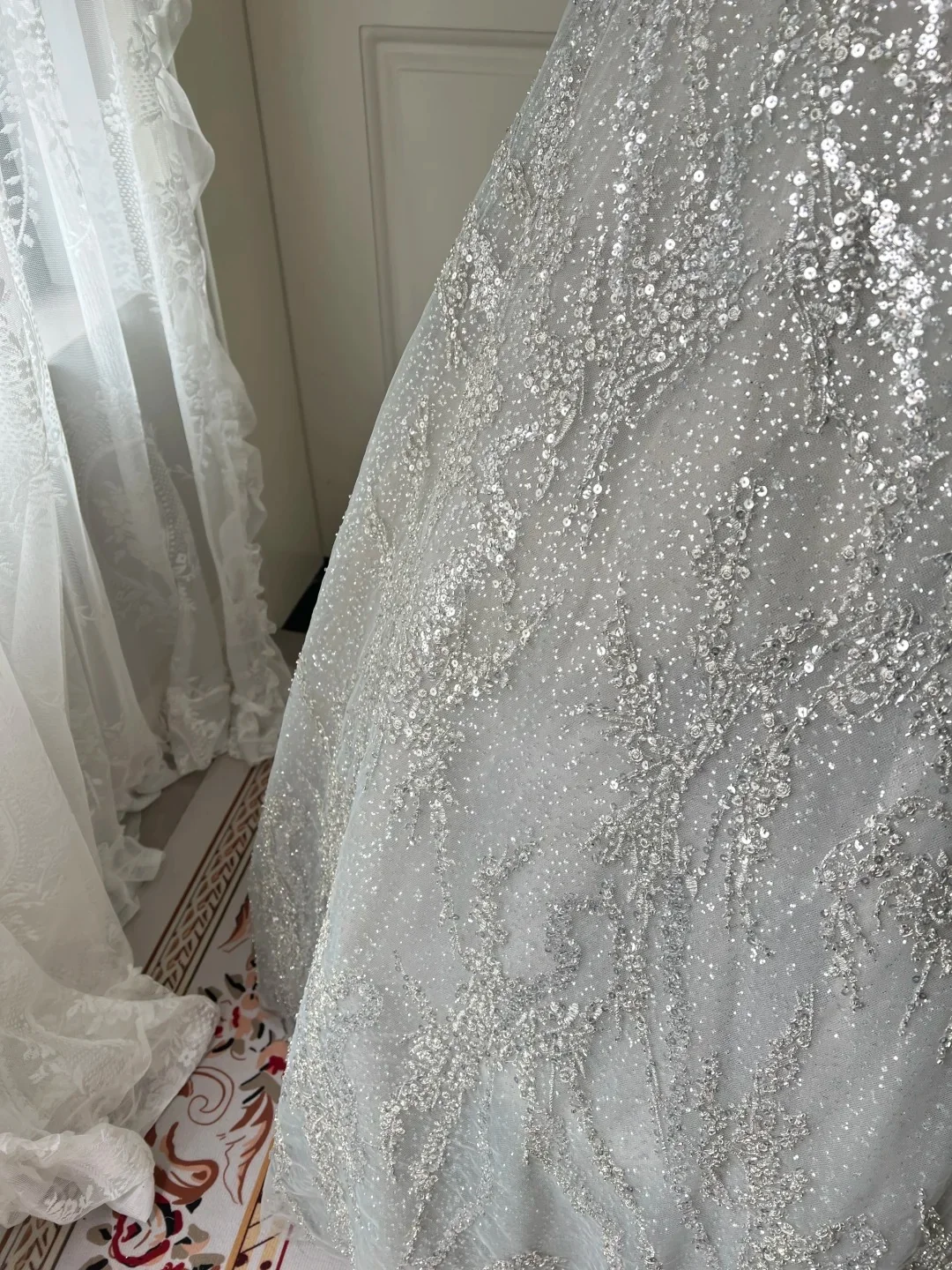 Sparkling Silver-grey Strapless Sequined Ball Gown Evening Dress P4209 - Image 4