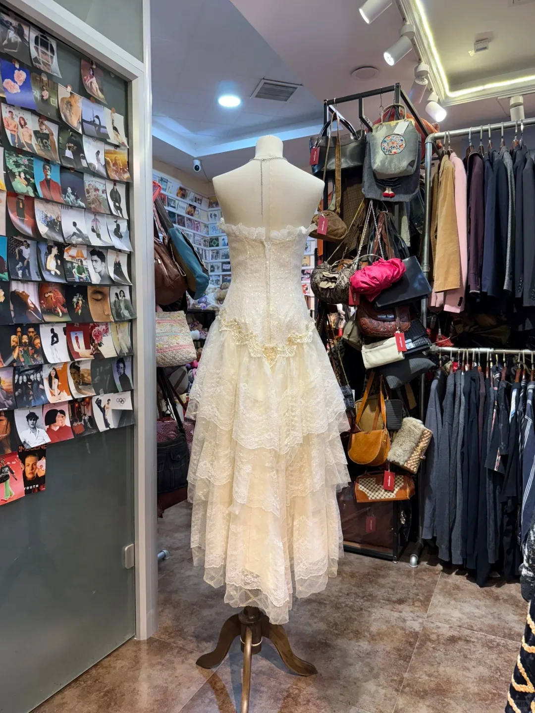 Sweet Ivory Heart-Shaped Neckline Embroidered Layered Lace Prom Dress Evening Dress P4146 - Image 4